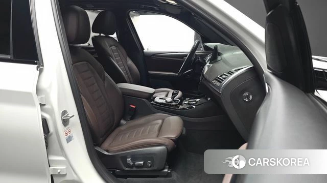 BMW X3 (G01) 2022 Белый из Кореи, фото 2