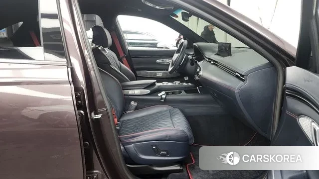 Genesis GV70 2022 Фиолетовый из Кореи, фото 2