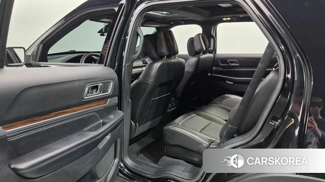 Ford Explorer 2018 Черный из Кореи, фото 2