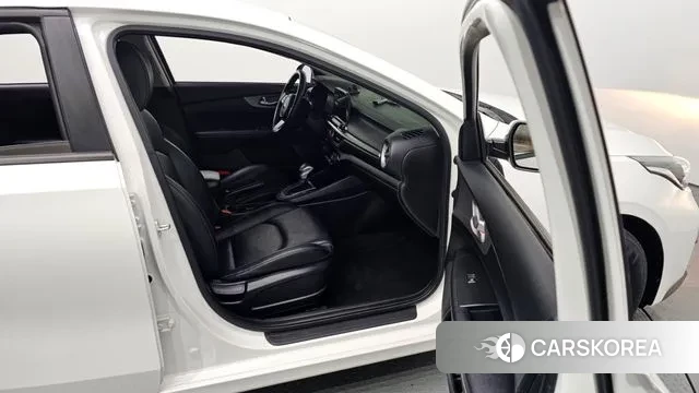 Kia Come New K3 2020 Белый из Кореи, фото 2