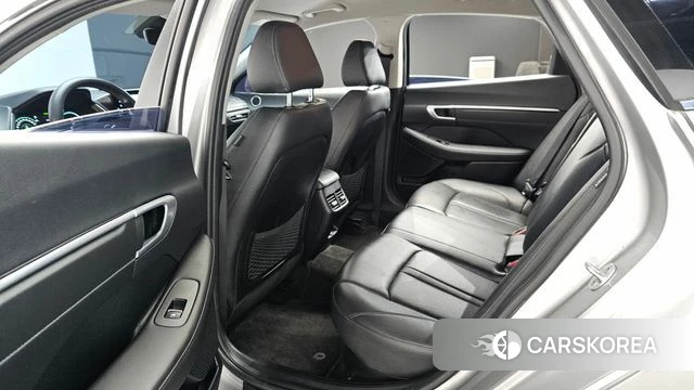 Hyundai Sonata Hybrid (DN8) 2020 Серебристо-серый из Кореи, фото 2