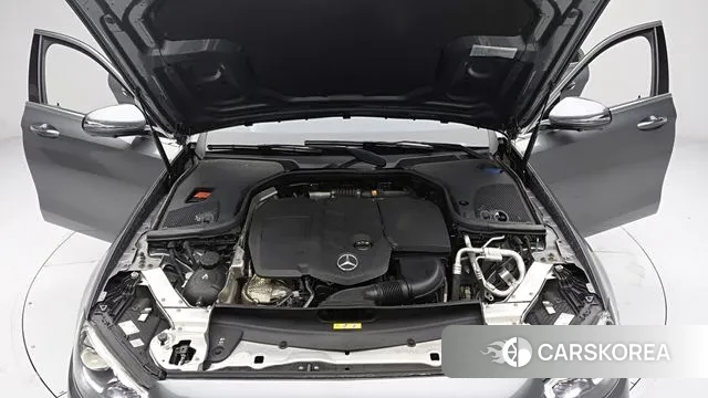 Mercedes-Benz E-Class W213 2020 Серый из Кореи, фото 2