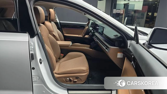 Hyundai Grandeur Hybrid (GN7) 2024 Белый из Кореи, фото 2