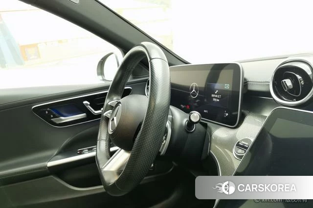 Mercedes-Benz Class C 2023 Белый из Китая, фото 2
