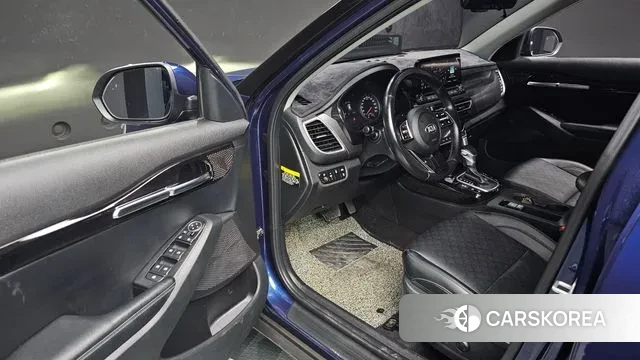 Kia Seltos 2019 Синий из Кореи, фото 2