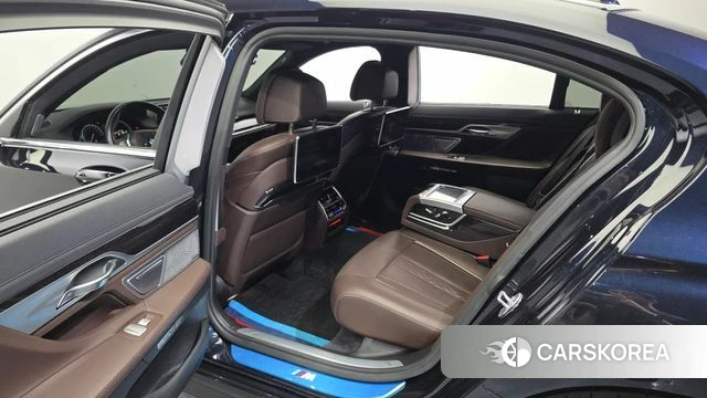 BMW 7 Series (G11) 2018 Синий из Кореи, фото 2