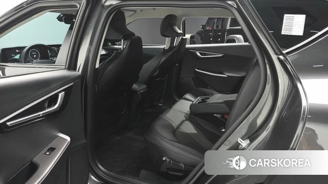 Kia EV6 2022 Серый из Кореи, фото 2