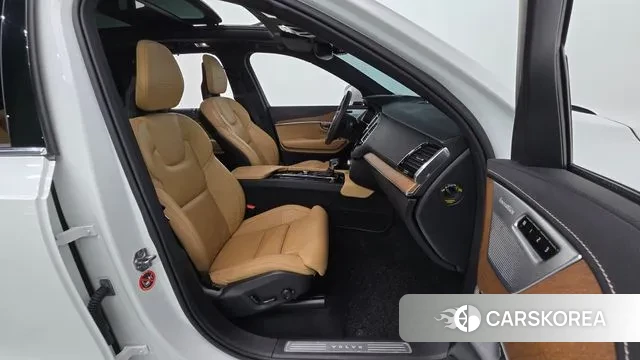 Volvo XC90 second Generation 2020 Белый из Кореи, фото 2