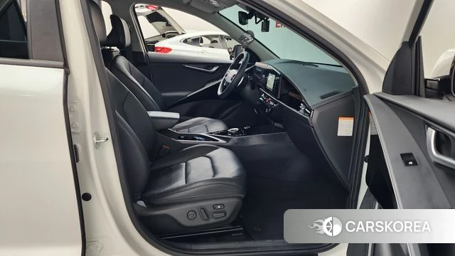 Kia Di All New Niro EV 2023 Белый из Кореи, фото 2