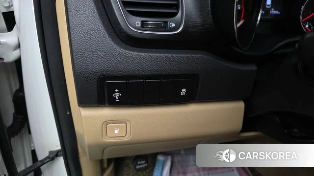 Kia The New Carnival 2018 Белый из Кореи, фото 2