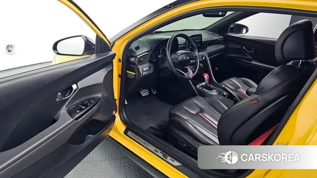 Hyundai Veloster (JS) 2018 Желтый из Кореи, фото 2