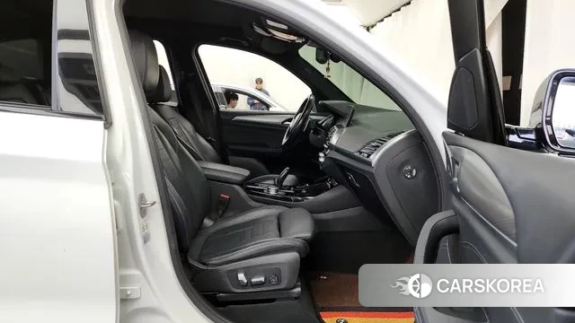 BMW X3 (G01) 2021 Белый из Кореи, фото 2