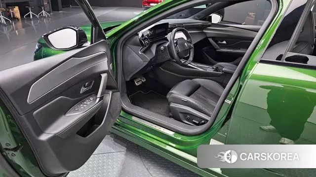 Peugeot 308 Third generation 2022 Зеленый из Кореи, фото 2