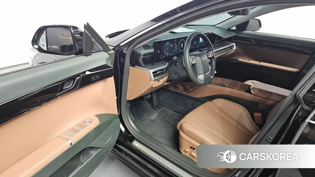 Hyundai Grandeur Hybrid (GN7) 2023 Черный из Кореи, фото 2