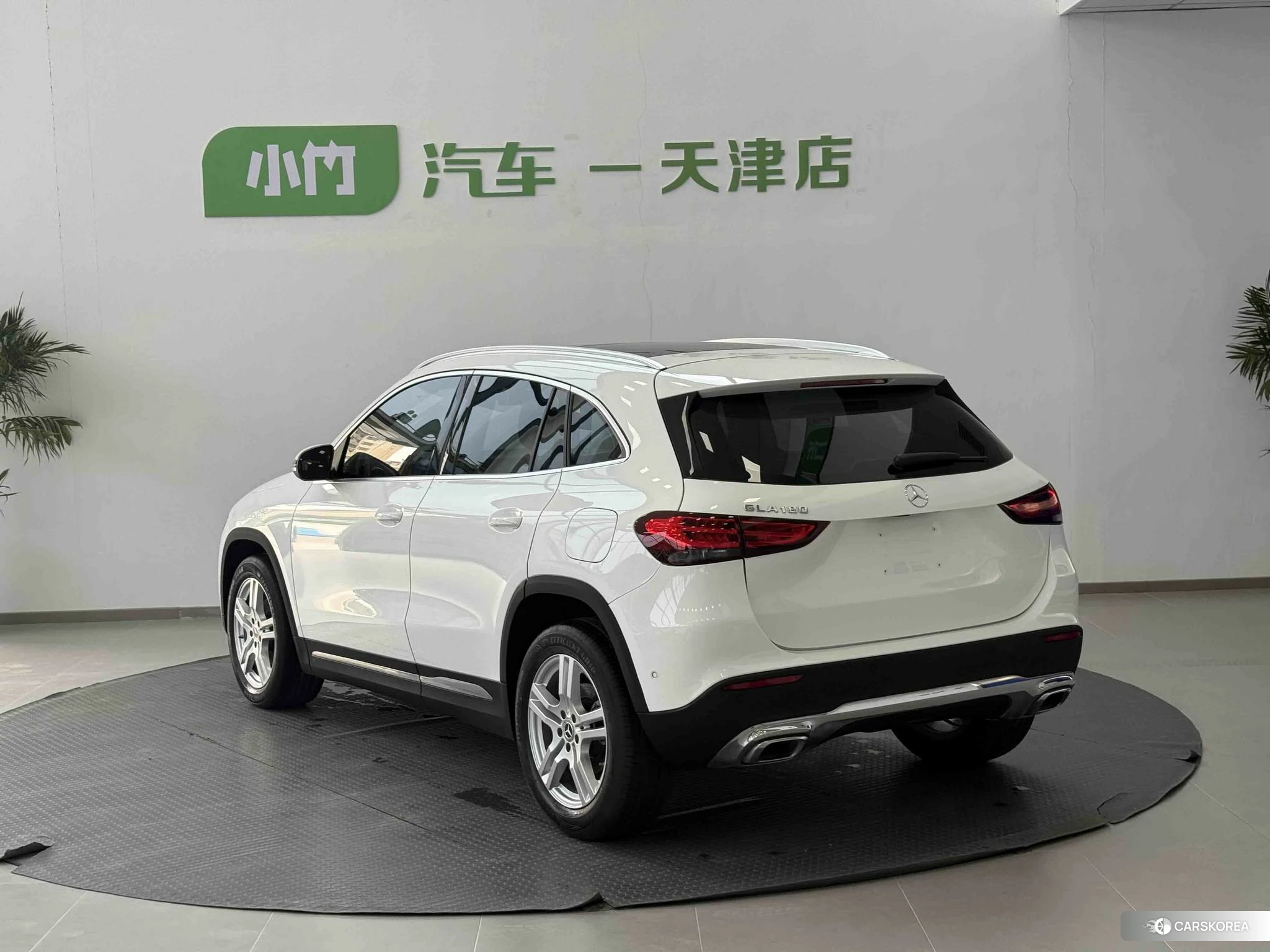 Mercedes-Benz GLA 2020 Белый из Китая, фото 2