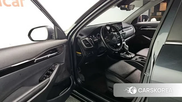 Kia Seltos 2020 Серый из Кореи, фото 2