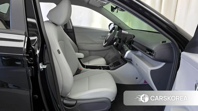 Hyundai Kona (SX2) 2024 Черный из Кореи, фото 2