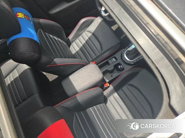 Kia The New K3 2nd generation 2022 Серый из Кореи, фото 2