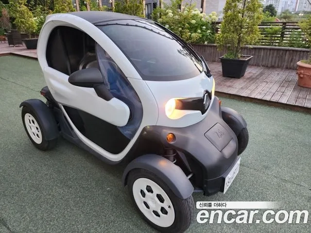 Renault Korea (Samsung) Twizy 2019 Белый из Кореи, фото 2