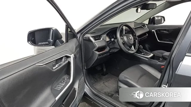 Toyota RAV4 5th Generation 2023 Серый из Кореи, фото 2