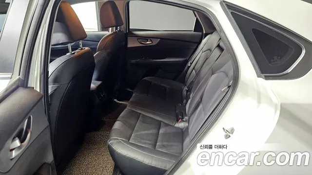 Kia Come New K3 id 2456116 из Кореи 2