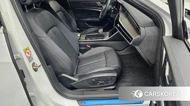 Audi A6 (C8) 2019 Белый из Кореи, фото 2