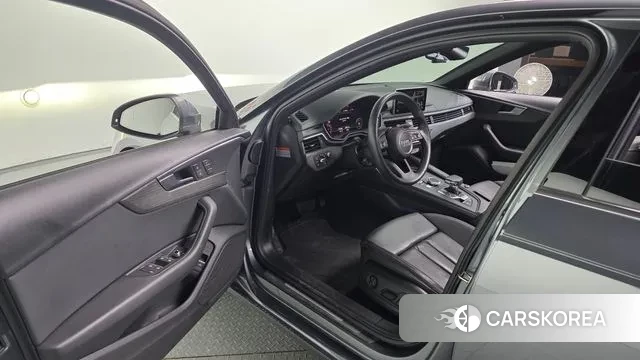 Audi A4 (B9) 2019 Серый из Кореи, фото 2