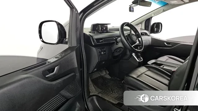 Hyundai Staria 2021 Черный из Кореи, фото 2