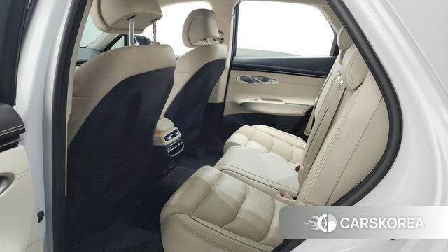 Genesis GV70 2021 Белый из Кореи, фото 2
