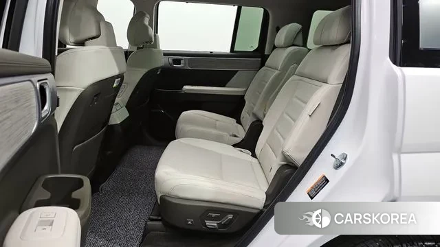 Hyundai Santa Fe (MX5) 2024 Белый из Кореи, фото 2