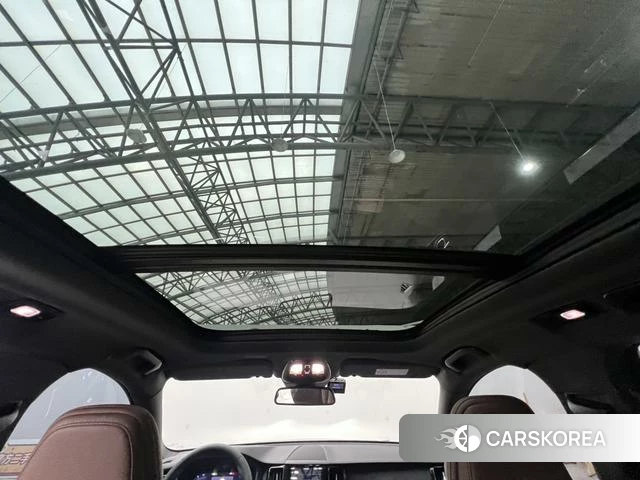 Volvo XC60 2023 Серебристо-серый из Китая, фото 2