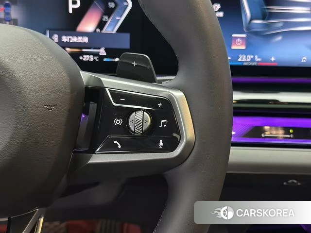 BMW 5 series 2025 Черный из Китая, фото 2