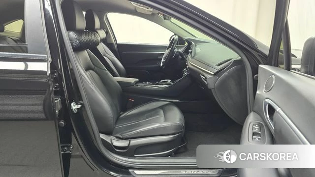 Hyundai Sonata (DN8) 2021 Черный из Кореи, фото 2