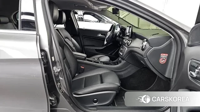 Mercedes-Benz GLA-Class X156 2019 Серый из Кореи, фото 2