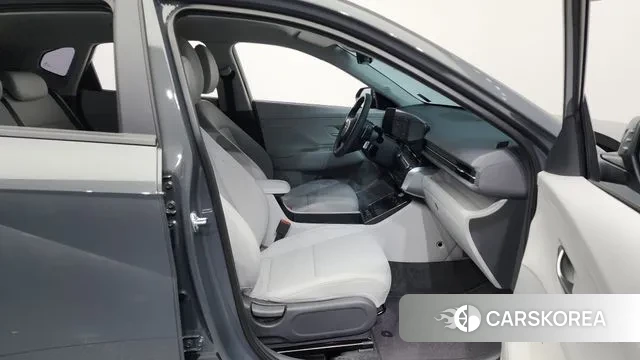 Hyundai Kona (SX2) 2024 Серый из Кореи, фото 2