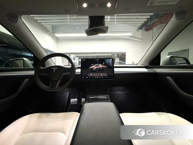 Tesla Model Y 2024 Шампань из Китая, фото 2
