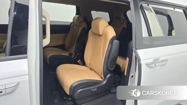 Kia Carnival 4th generation 2023 Белый из Кореи, фото 2