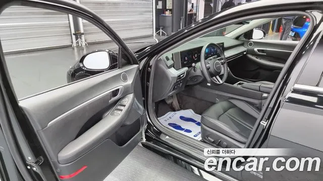 Hyundai Sonata D Edge Hybrid (DN8) 2023 Черный из Кореи, фото 2