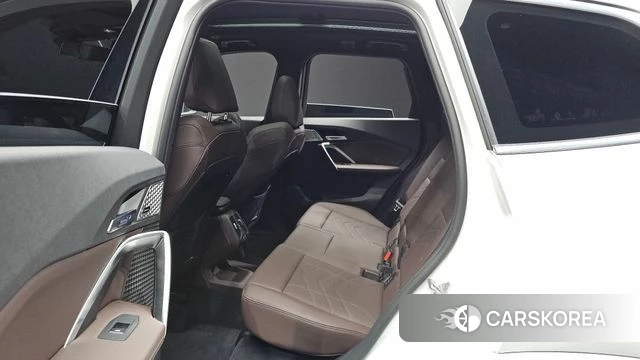 BMW X1 (U11) 2023 Белый из Кореи, фото 2