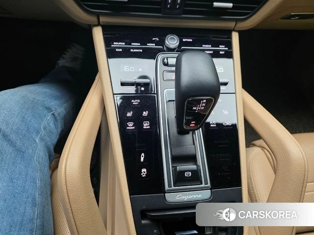 Porsche Cayenne (PO536) 2019 Белый из Кореи, фото 2