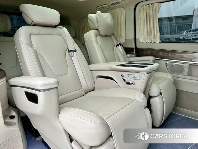 Mercedes-Benz V-class 2022 Черный из Китая, фото 2