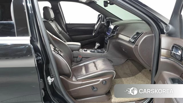 Jeep Grand Cherokee 2019 Черный из Кореи, фото 2