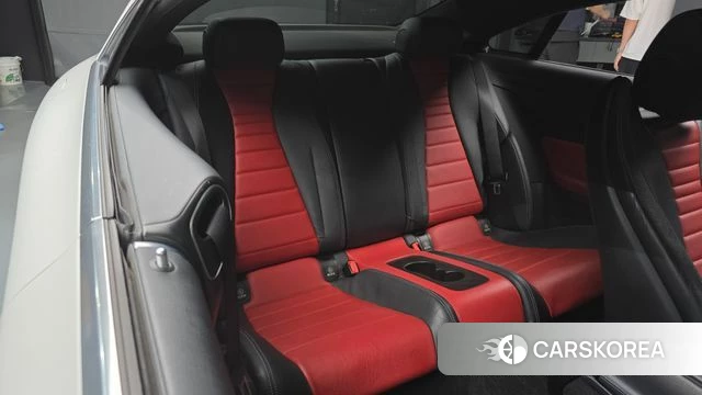 Mercedes-Benz E-Class W213 2018 Белый из Кореи, фото 2