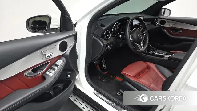 Mercedes-Benz GLC-Class X253 2021 Белый из Кореи, фото 2