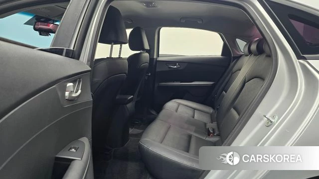 Kia Come New K3 2018 Серебряный из Кореи, фото 2