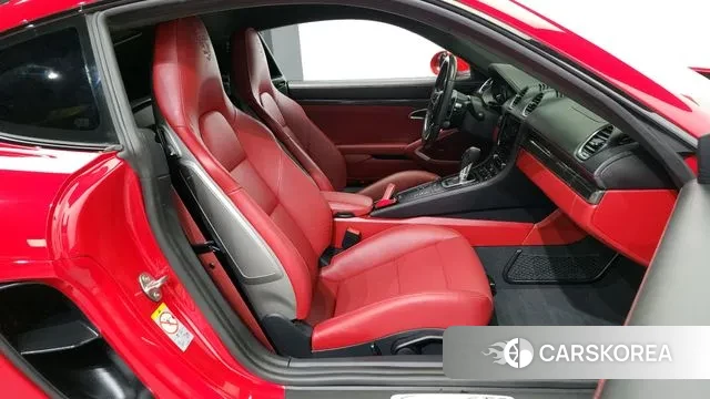 Porsche 718 Cayman 2024 Красный из Кореи, фото 2