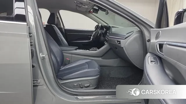 Hyundai Sonata (DN8) 2022 Серый из Кореи, фото 2