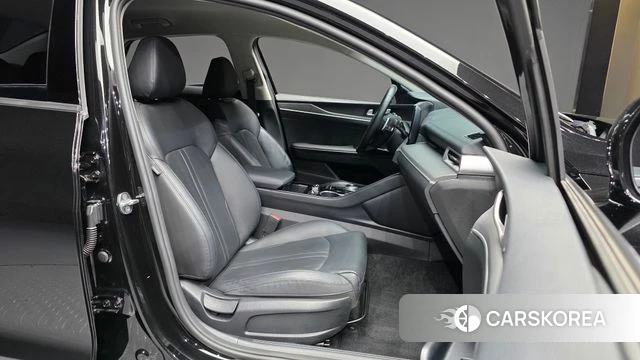 Kia K5 3rd generation 2022 Черный из Кореи, фото 2