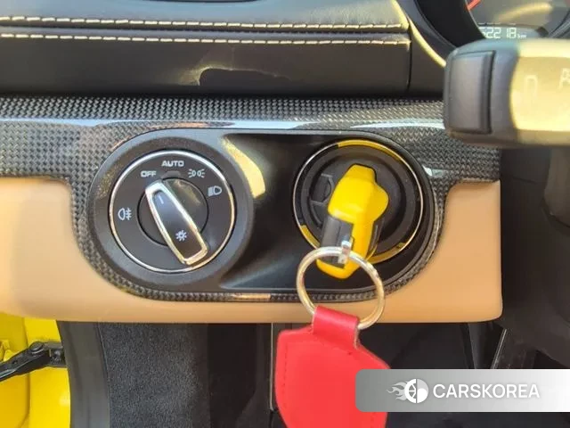 Porsche 718 Boxster 2019 Желтый из Кореи, фото 2