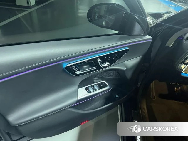 Mercedes-Benz E-Class W214 2024 Черный из Кореи, фото 2